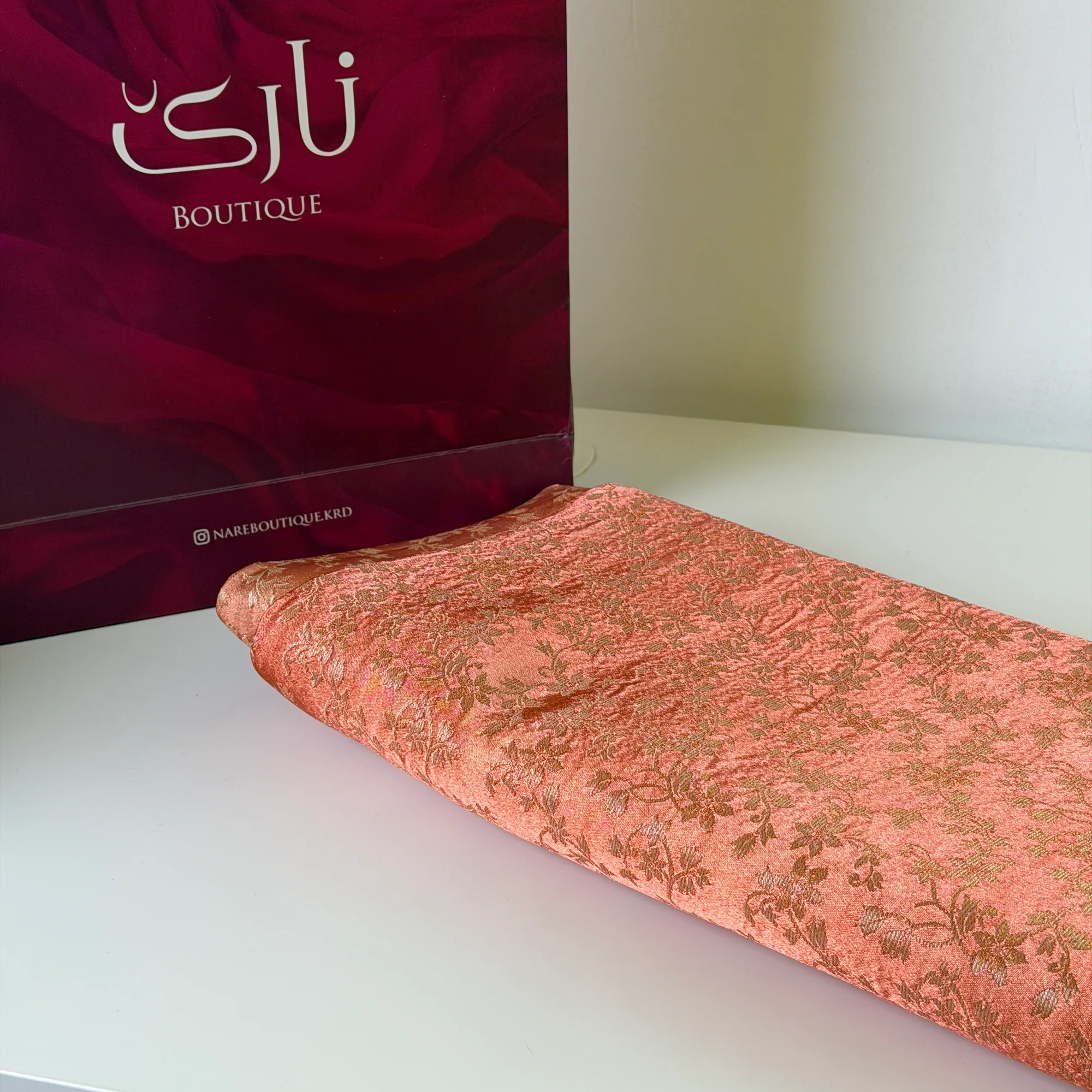 کەوای گوڵداری کاڵ — پرتەقاڵی پەمەیی
