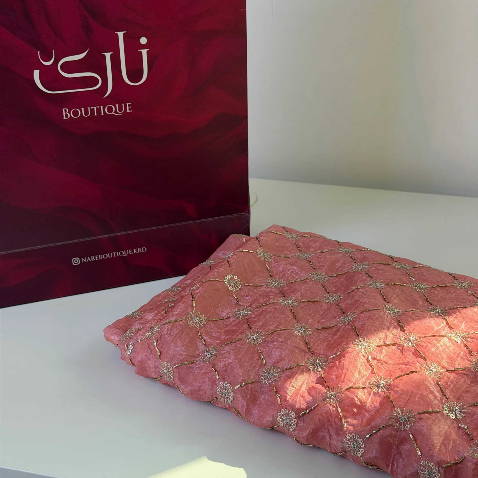 کەوای ناسک و توڵی سلڤەری شاهانەییی — پەمەیی