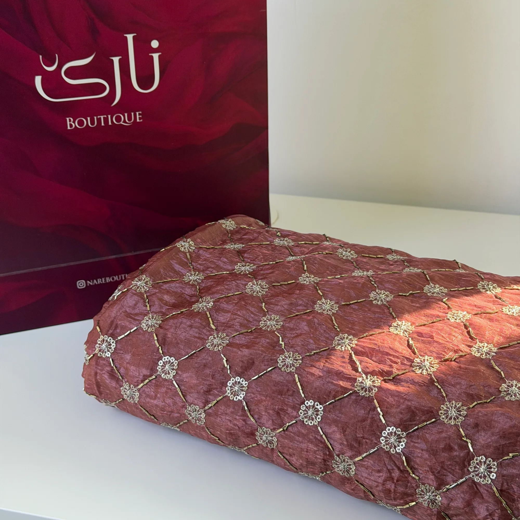 کەوای ناسک و توڵی سلڤەری شاهانەییی