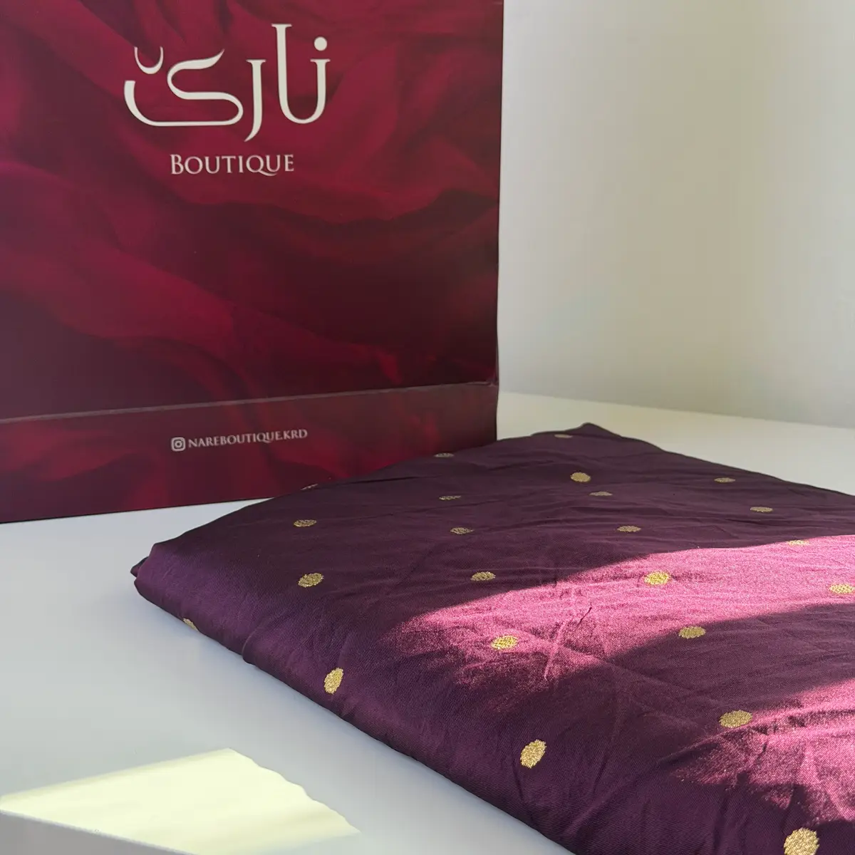 تافتەی خال خال — مۆری تۆخ