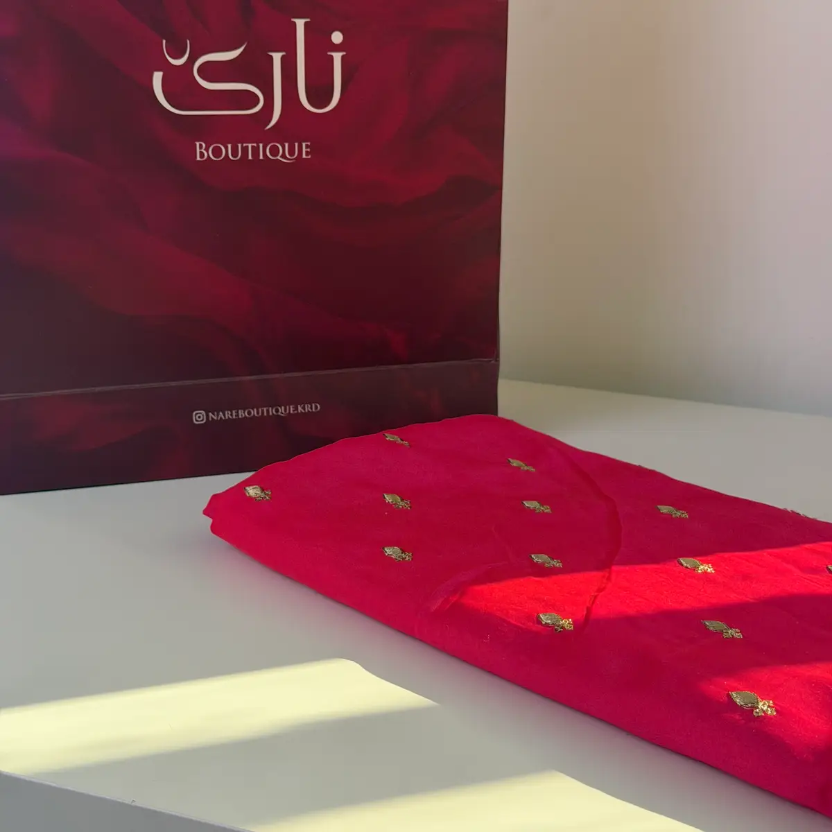 کەوای سەتەنی نارێ — پەمەیی تۆخ