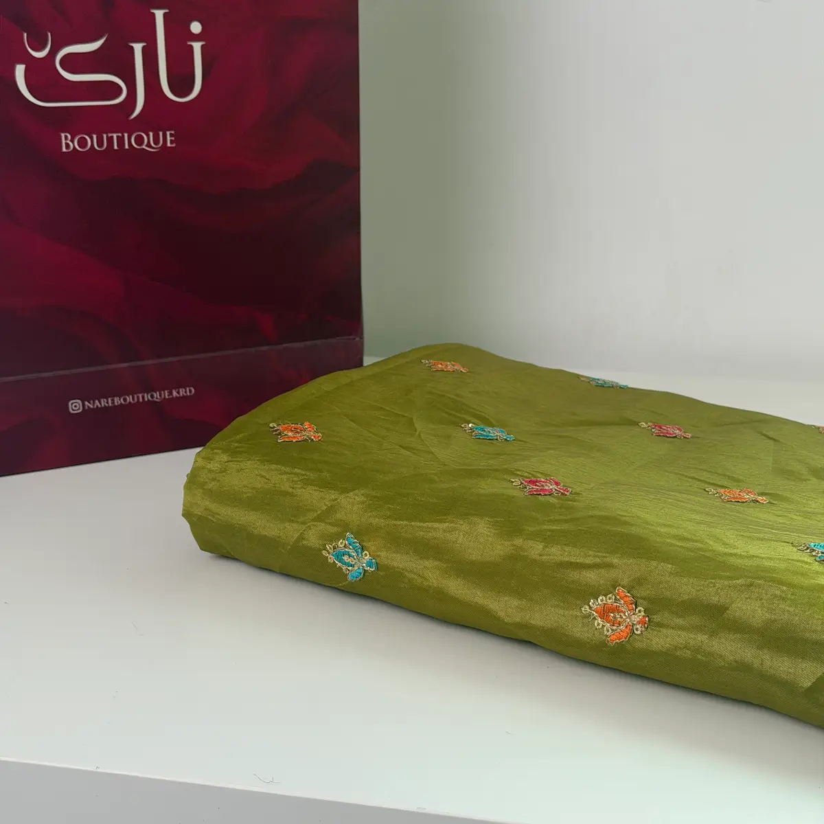 تافتەی مۆدێرنی نارێ — زەیتوونی